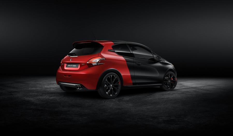  Peugeot 208 GTi 30th Anniversary Limited Edition 2014 года  (фото 2 из 4)